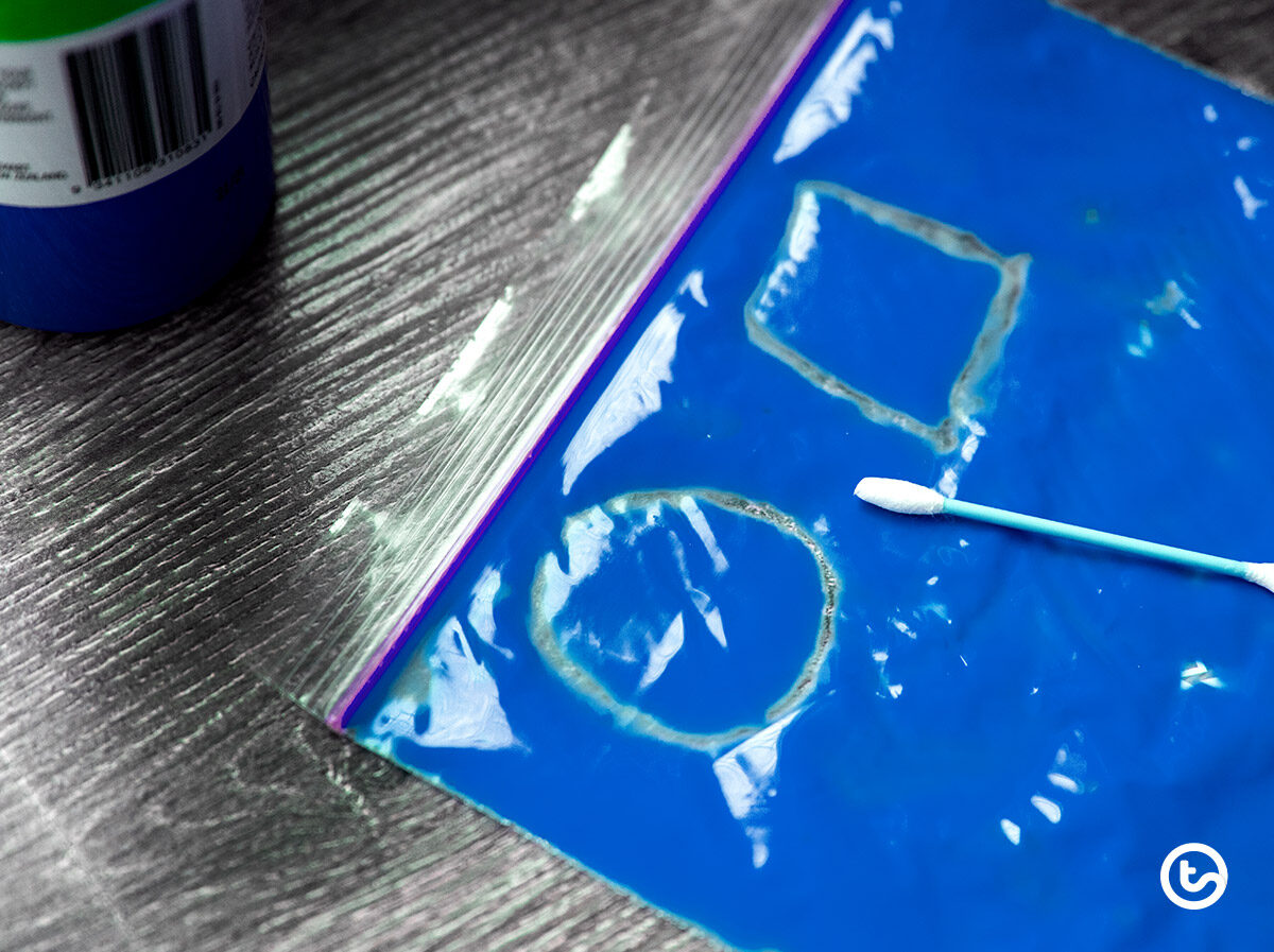 writing letters in sensory bags