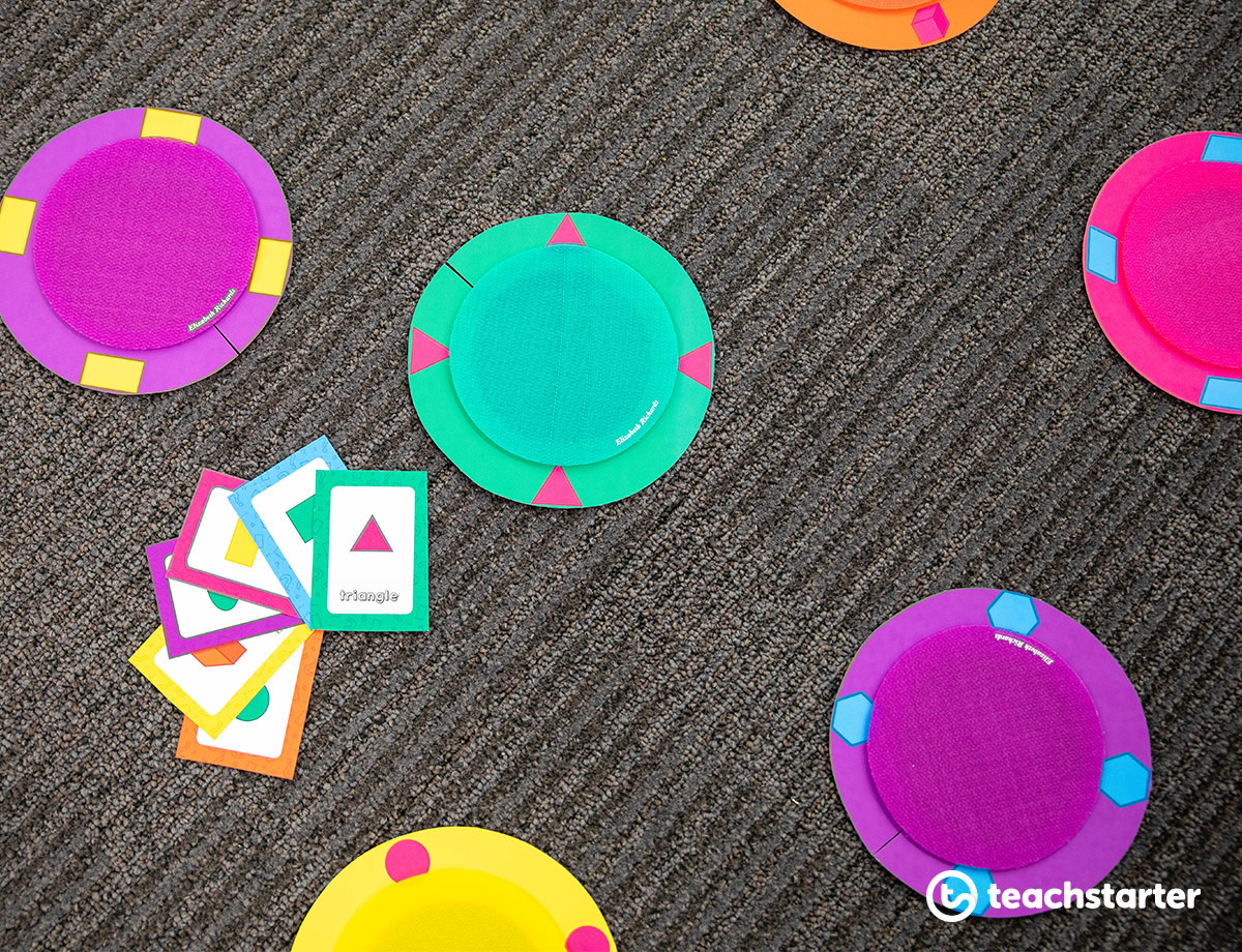 Learn and Play Spots - 2d Shapes and 3D Objects