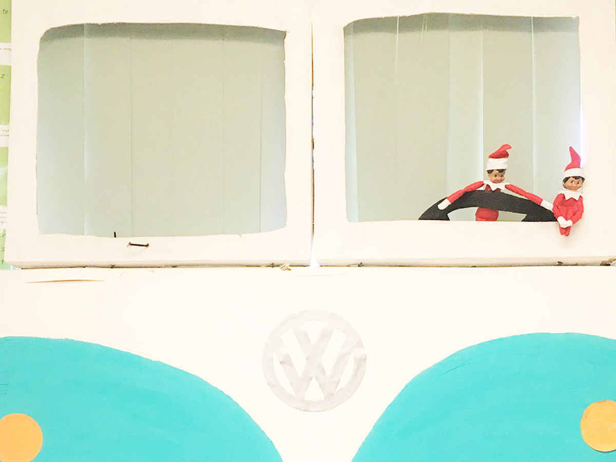 Elf on the shelf - on the bus