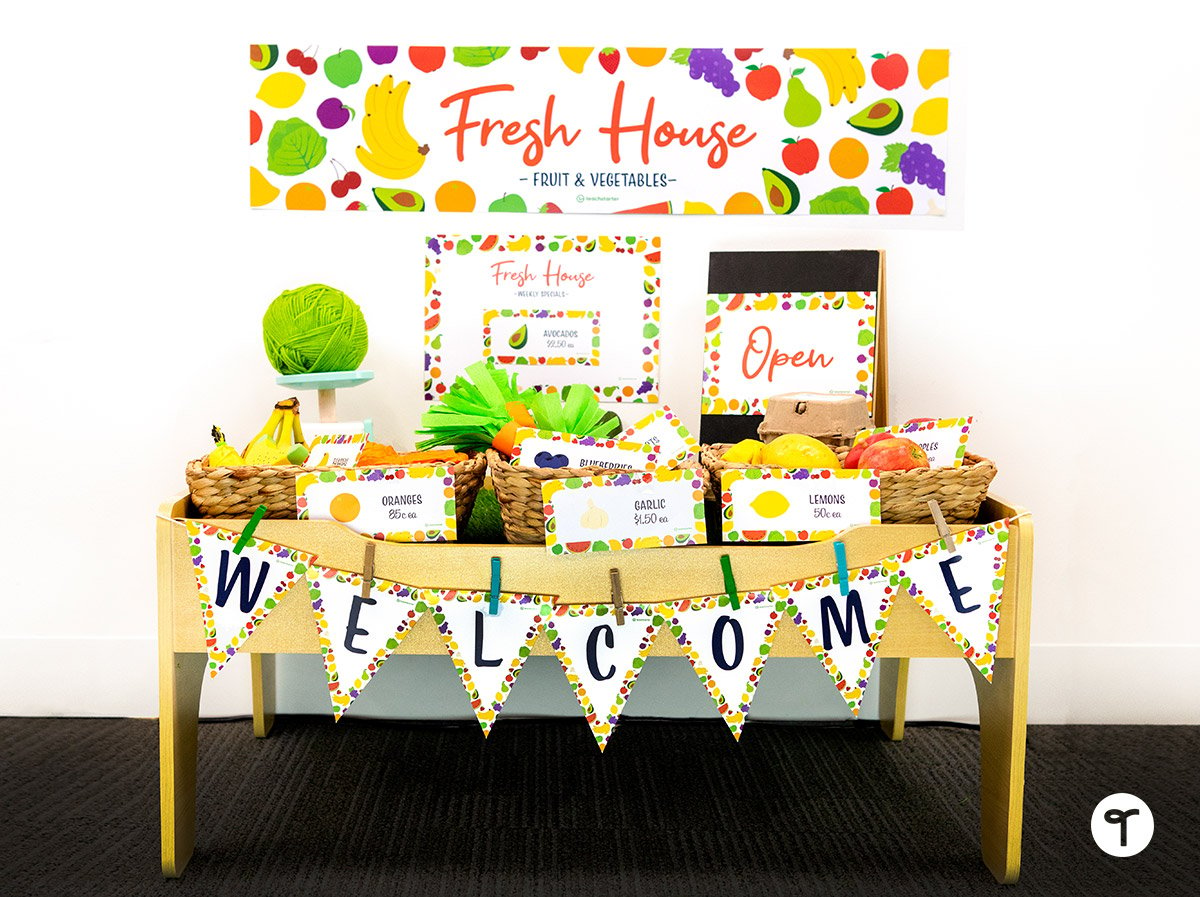 fruit and vege shop play based area