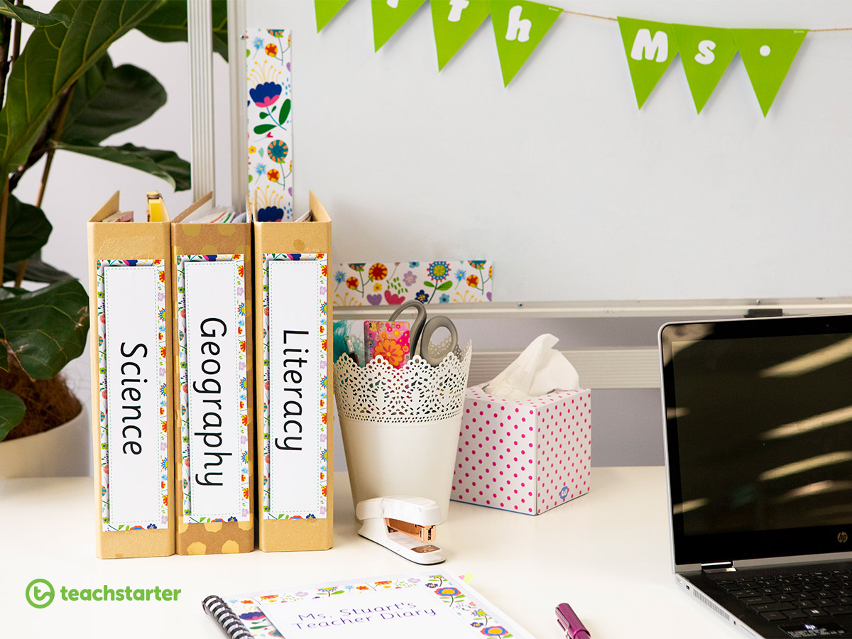 Teacher Desk Organisation Inspiration - #teacherdesk with these resources!