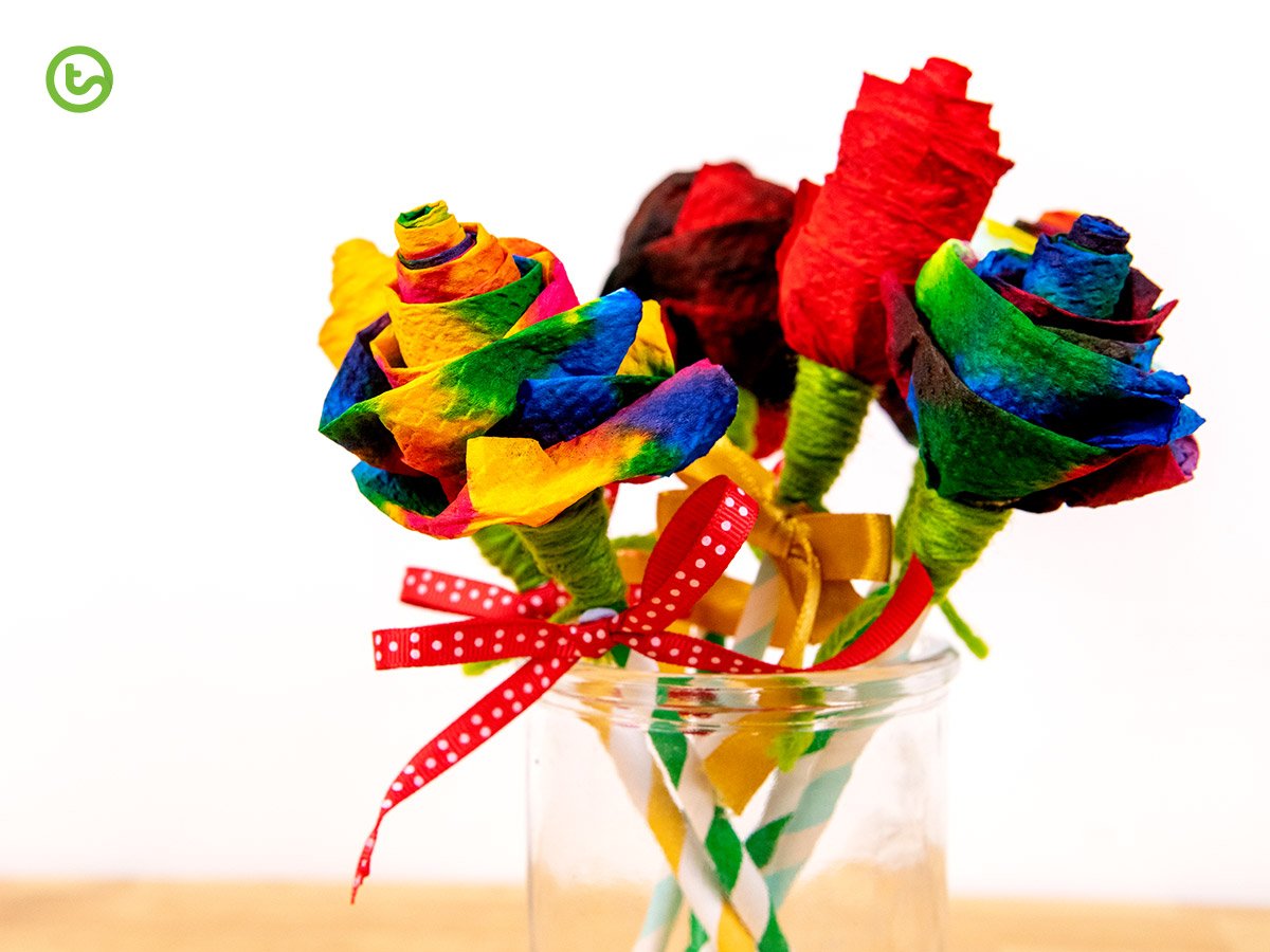 Paper Towel Roses - Flower Craft for Kids to create at home