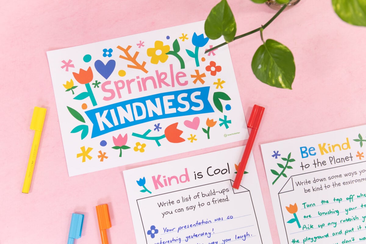 sprinkle kindness mini book