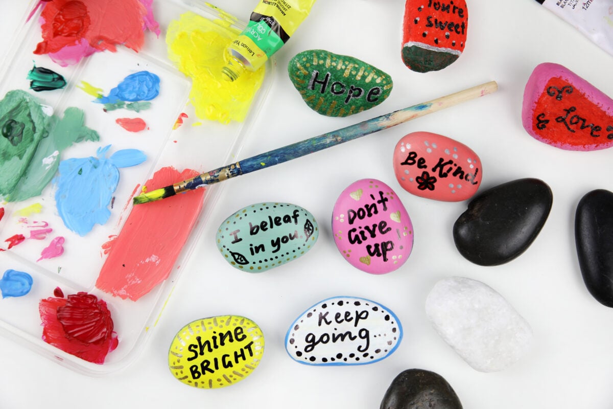 rocks with positive sayings on them